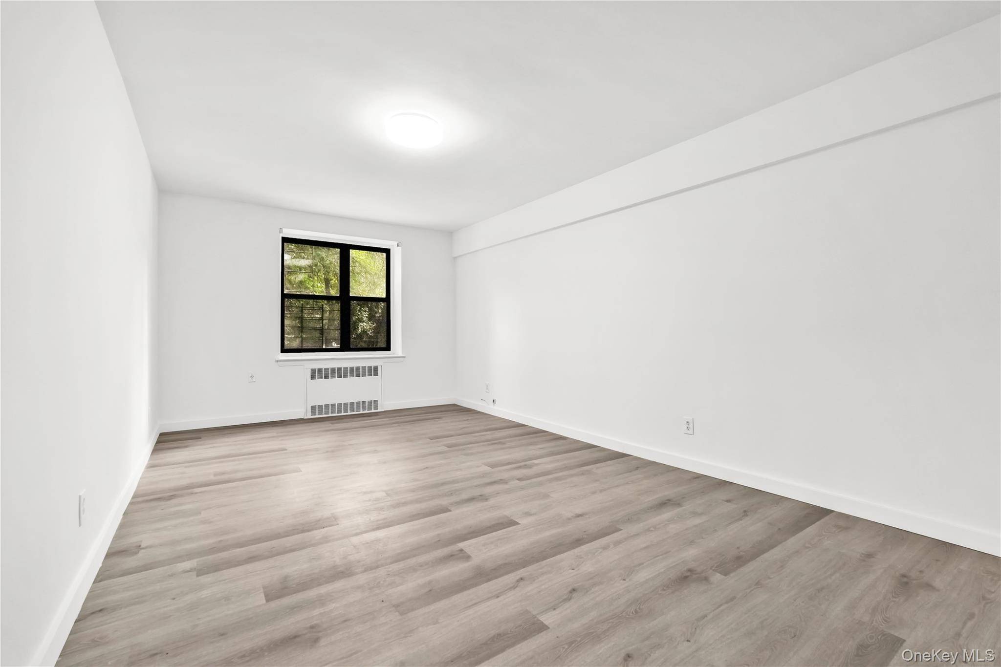 29-14 139th ST #1A, Flushing, NY 11354