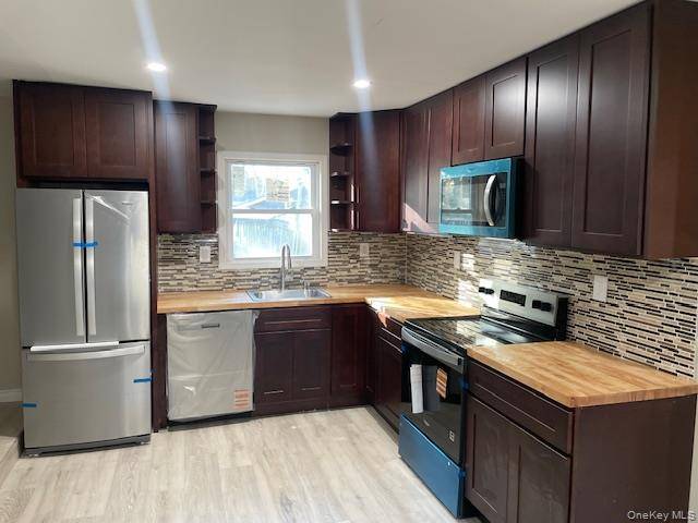 56 ash ST, Central Islip, NY 11722