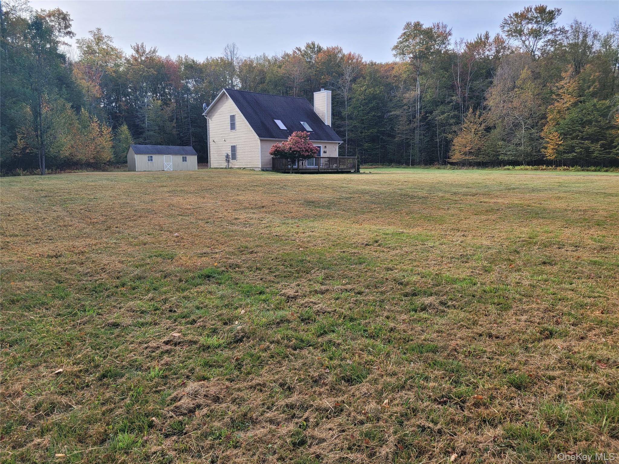75 Bernsley RD, Woodridge, NY 12789