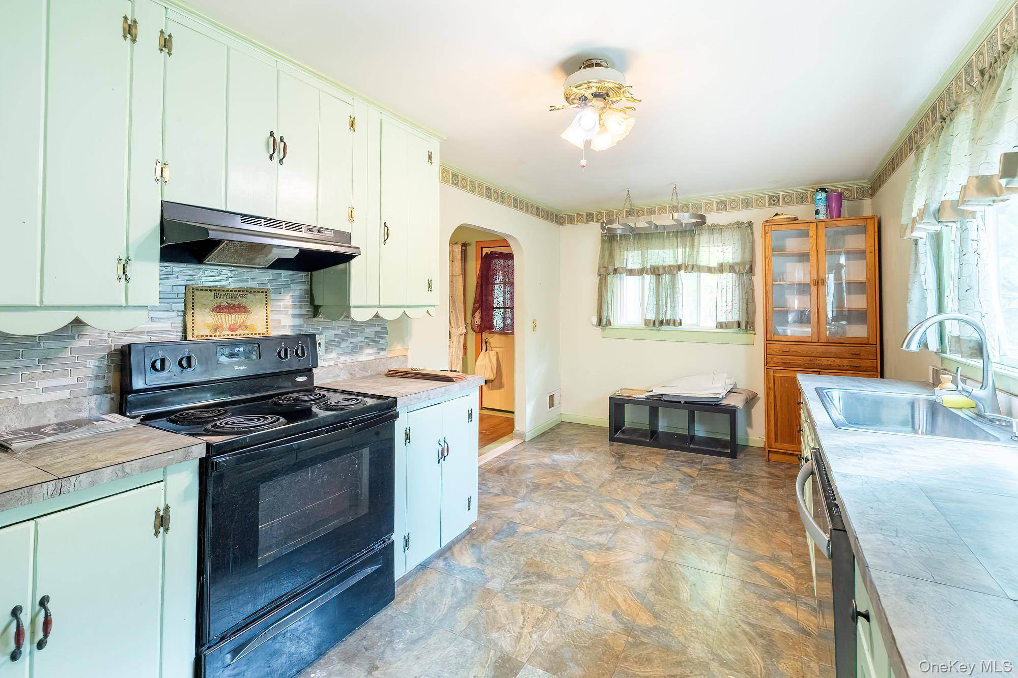 240 Stevers Crossing RD, Hudson, NY 12534