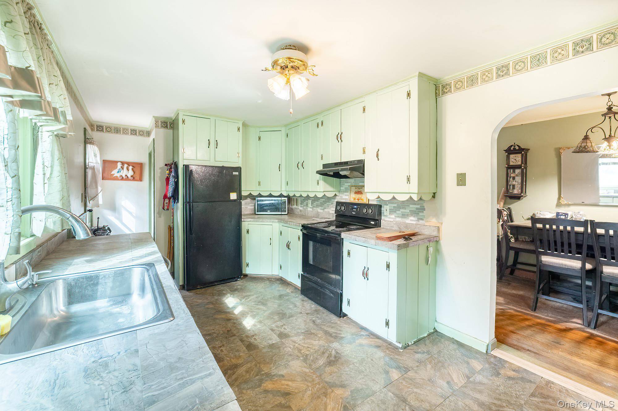 240 Stevers Crossing RD, Hudson, NY 12534