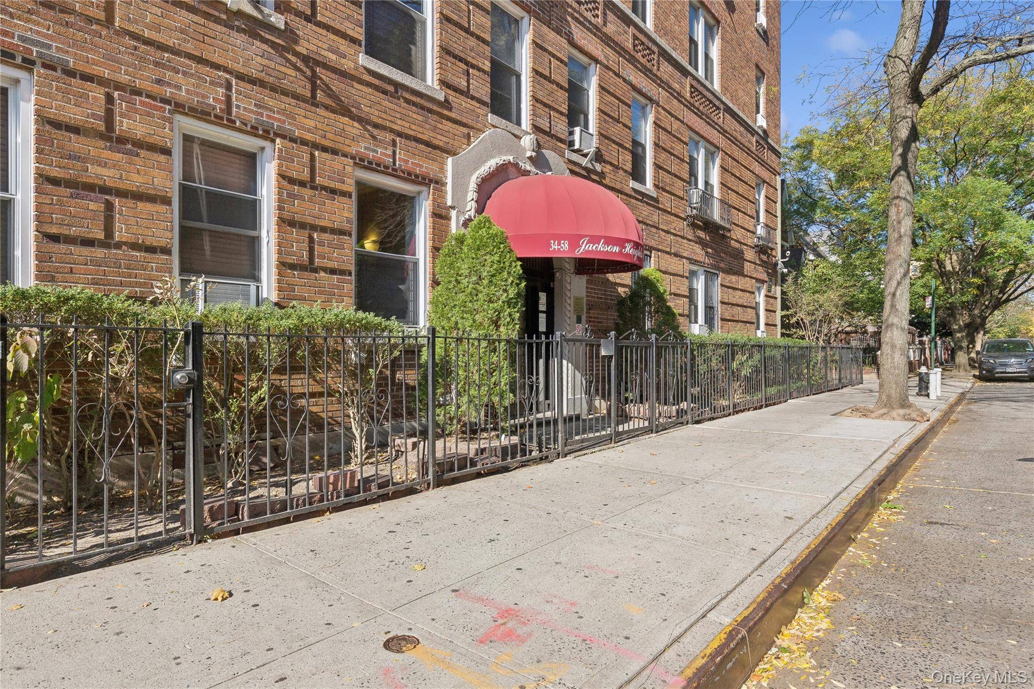 34-59 89th ST #6E, Jackson Heights, NY 11372