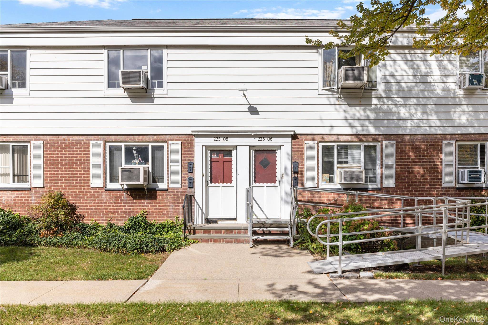 225-08 88th AVE #Upper, Queens Village, NY 11429