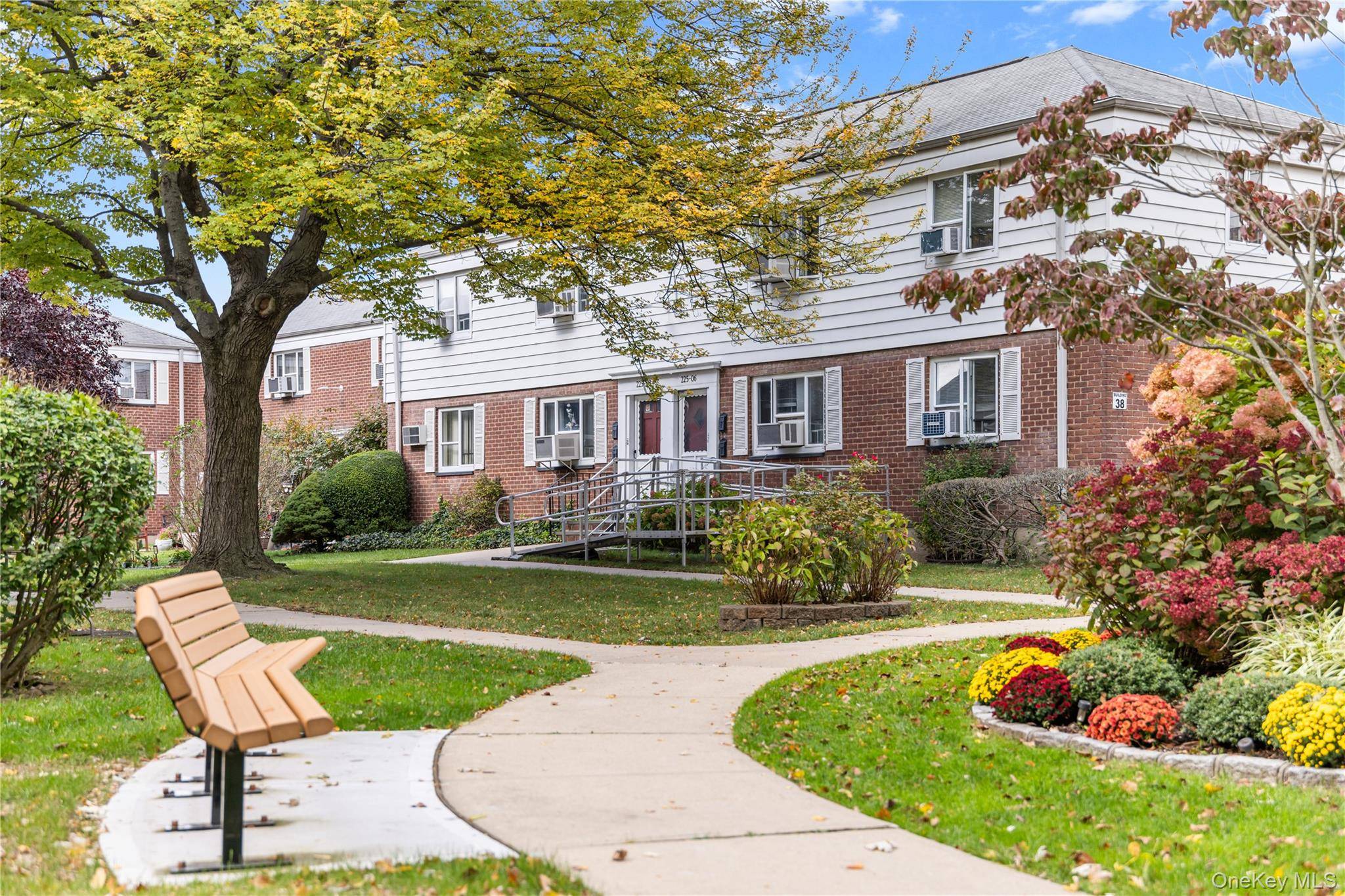 225-08 88th AVE #Upper, Queens Village, NY 11429