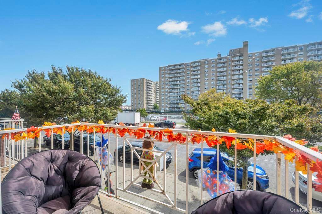 10314 Rockaway Beach BLVD #2B, Rockaway Beach, NY 11694