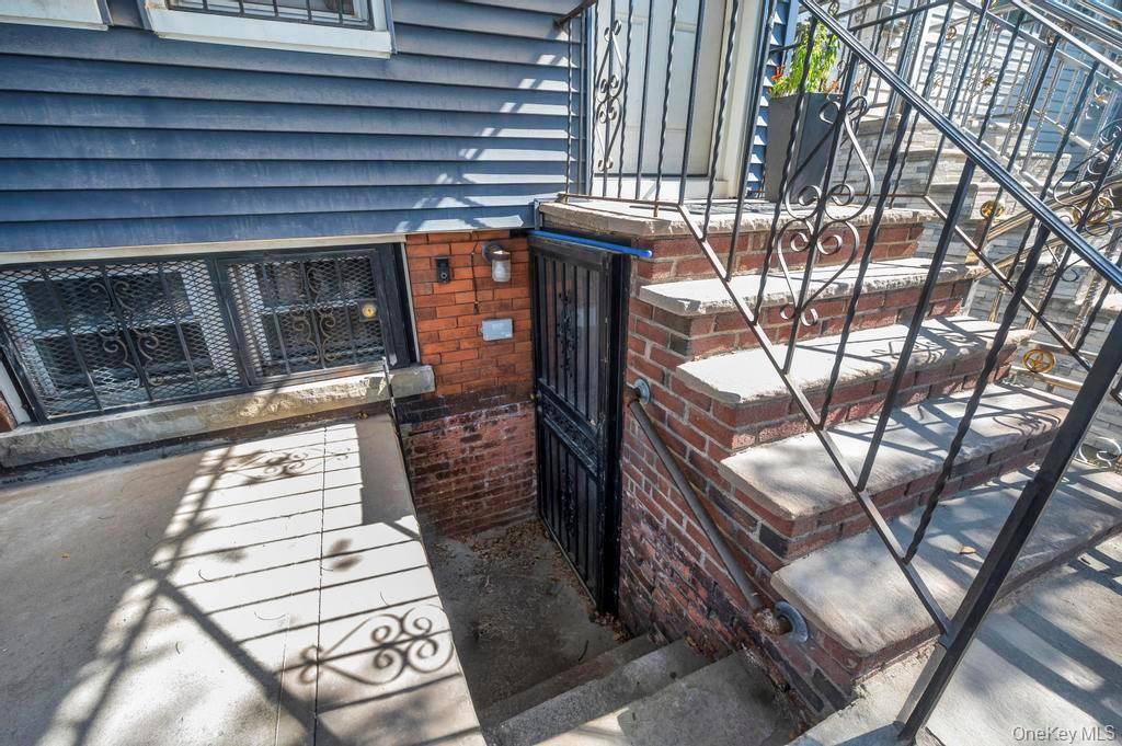 323 Barbey ST, Brooklyn, NY 11207