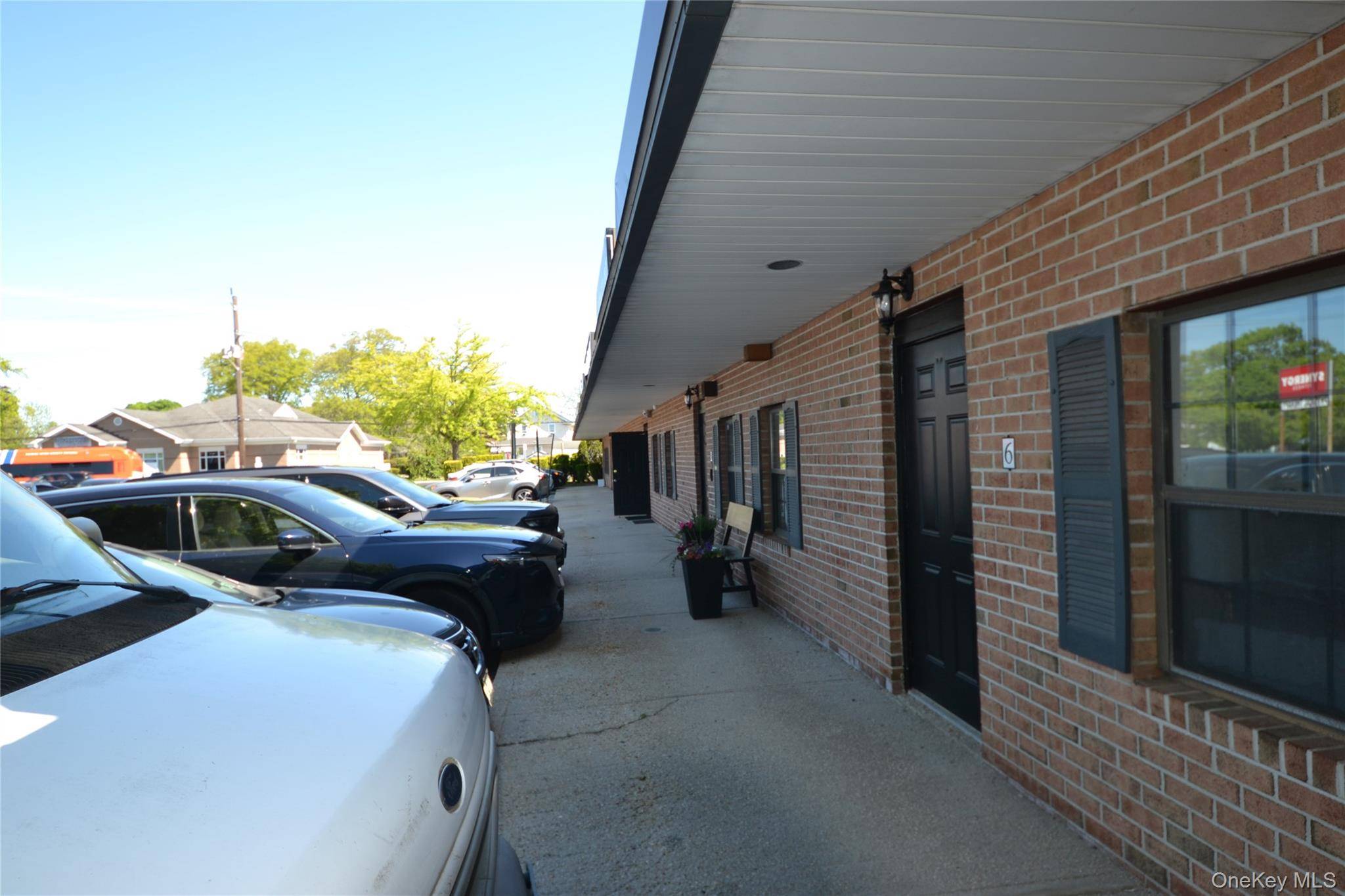 860 Atlantic Avenue, Baldwin, NY 11510