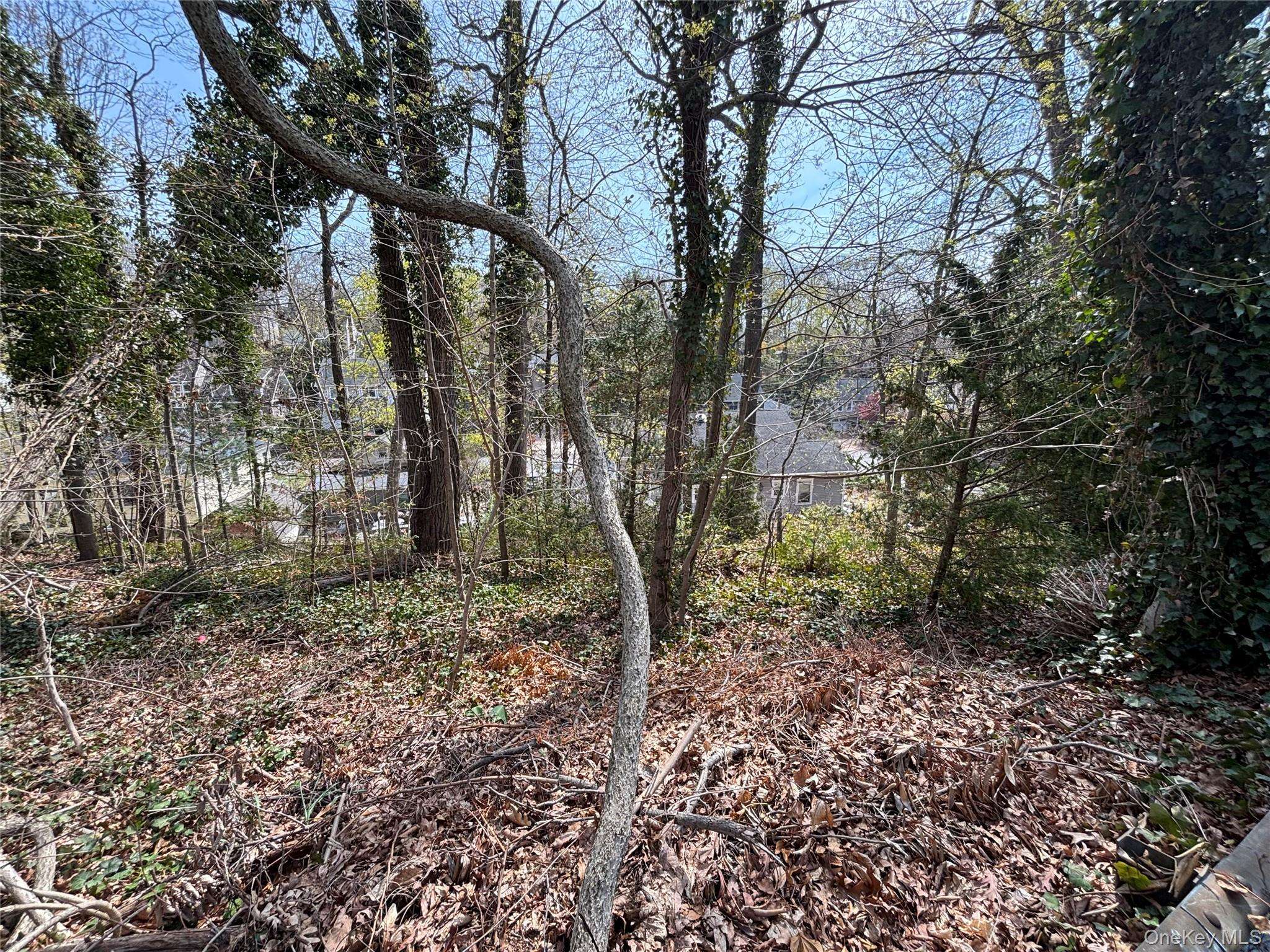 Glades WAY, Huntington, NY 11743