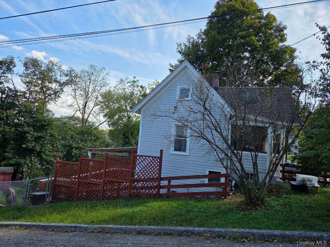43 Second ST, Walden, NY 12586