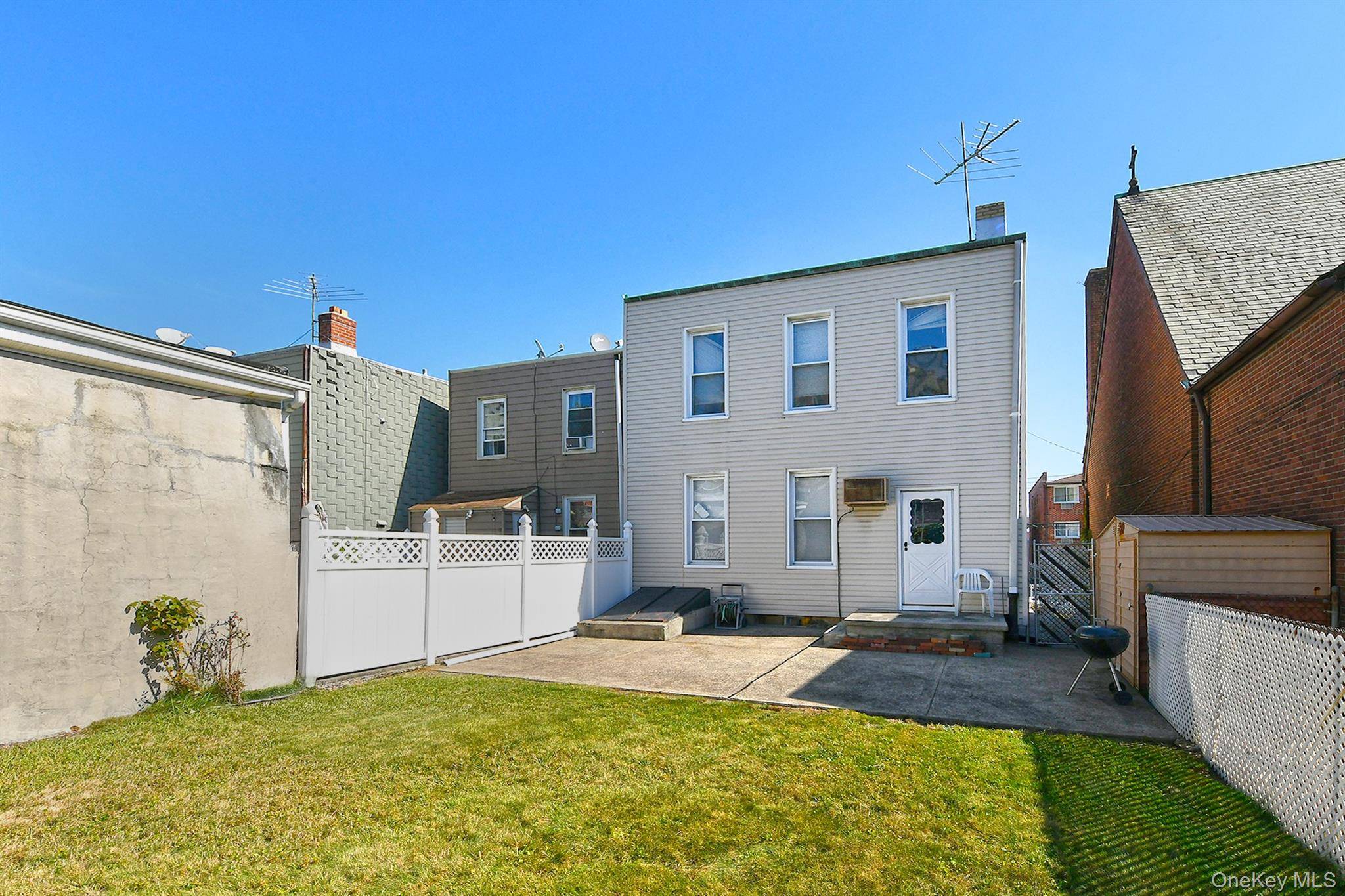3094 47th ST, Astoria, NY 11103