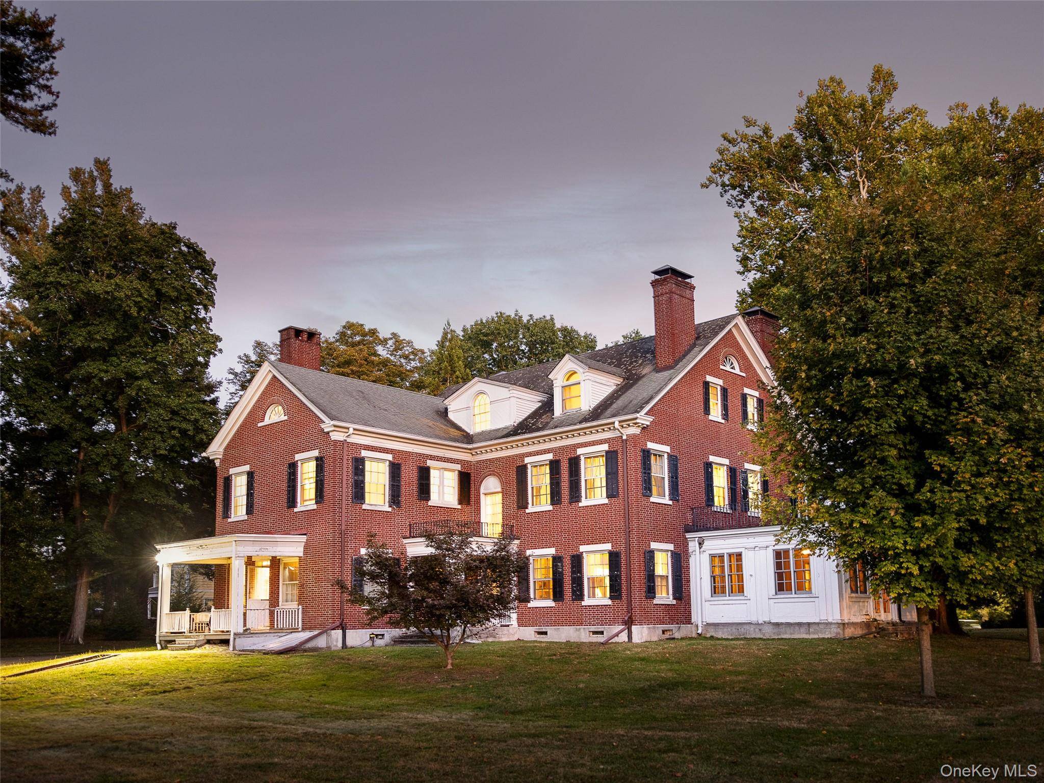63 Colonial AVE, Warwick, NY 10990
