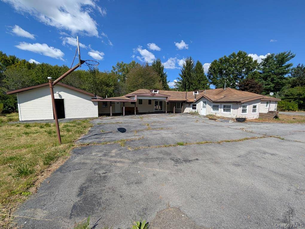 469 Eatontown RD, Port Jervis, NY 12771