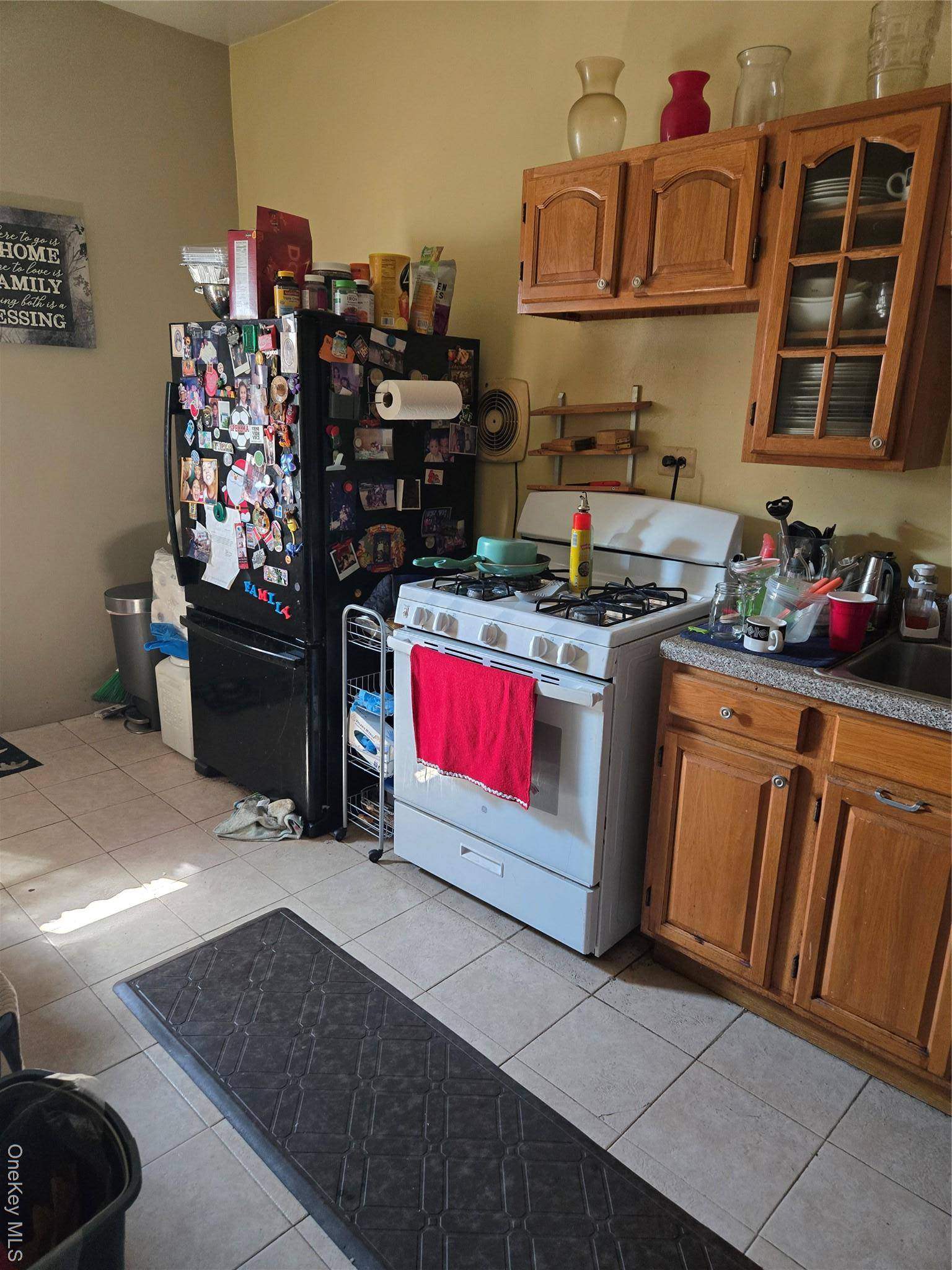 2348 Turnbull AVE, Bronx, NY 10473