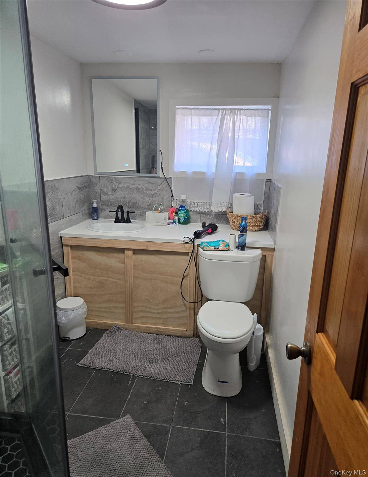 2348 Turnbull AVE, Bronx, NY 10473