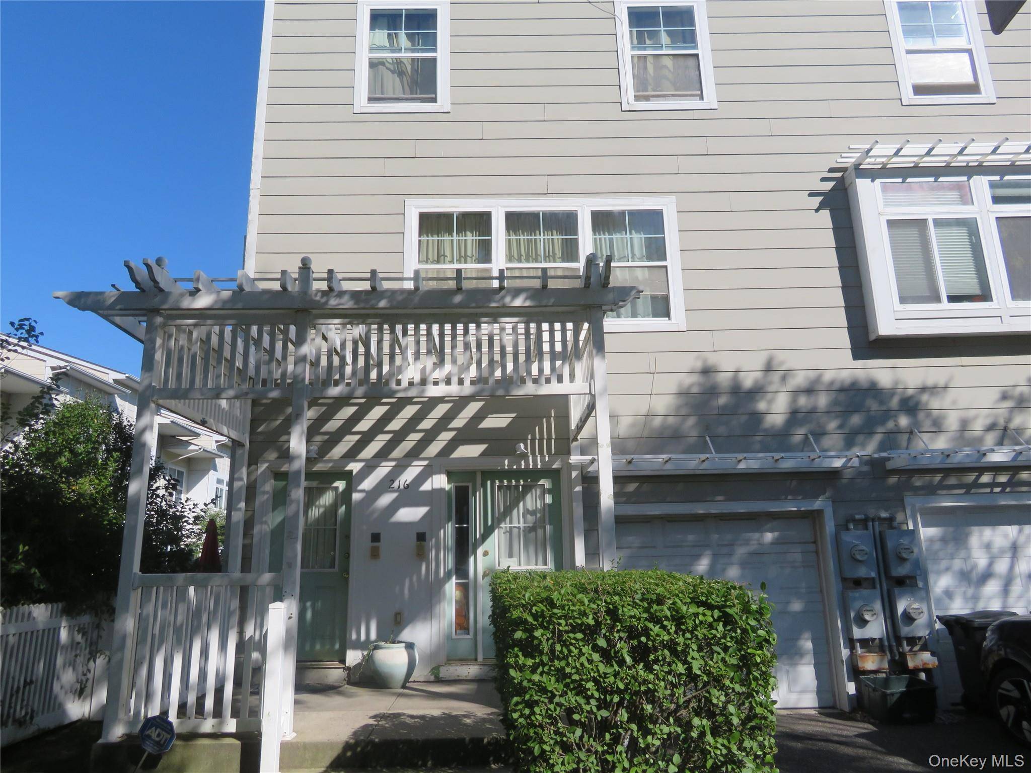 216 Beach 79th ST, Arverne, NY 11692