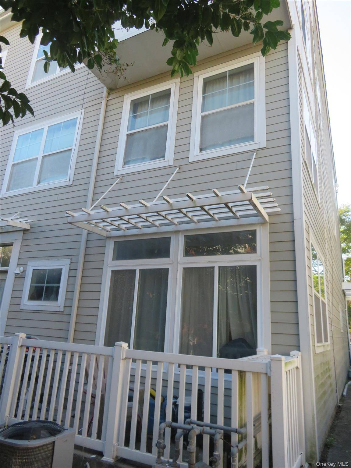 216 Beach 79th ST, Arverne, NY 11692