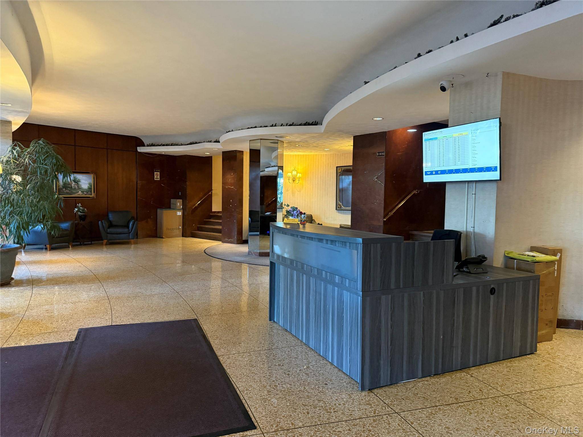 61-20 Grand Central Pkwy #B1501, Forest Hills, NY 11375