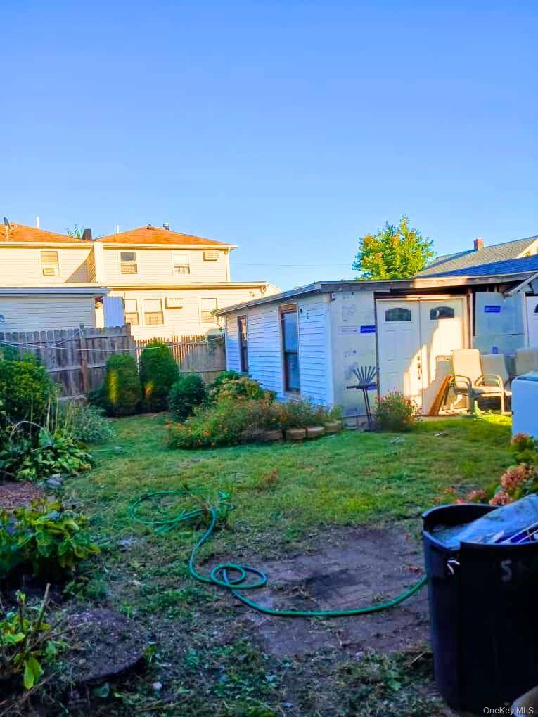 552 Beach 68th ST, Arverne, NY 11692