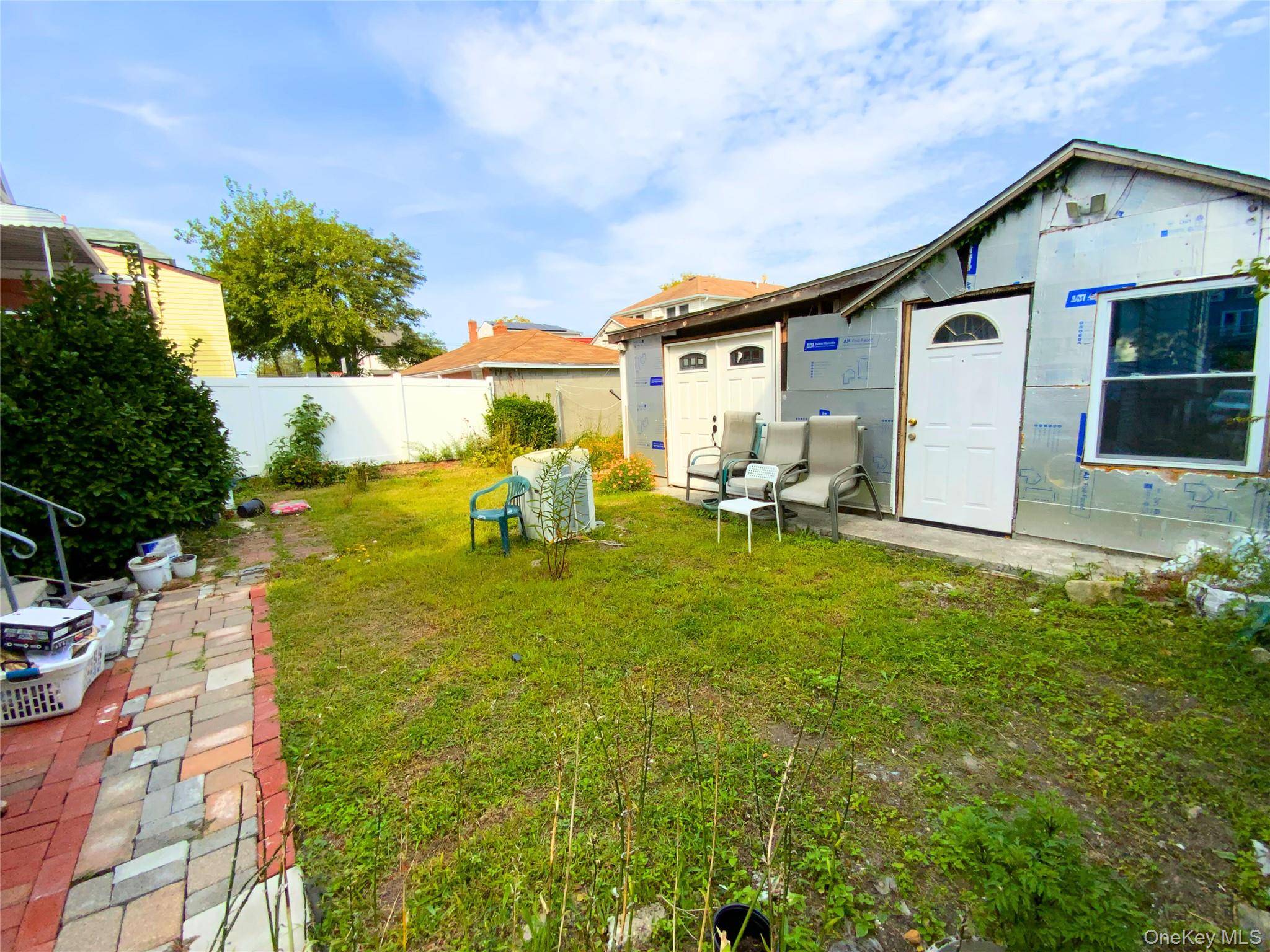 552 Beach 68th ST, Arverne, NY 11692