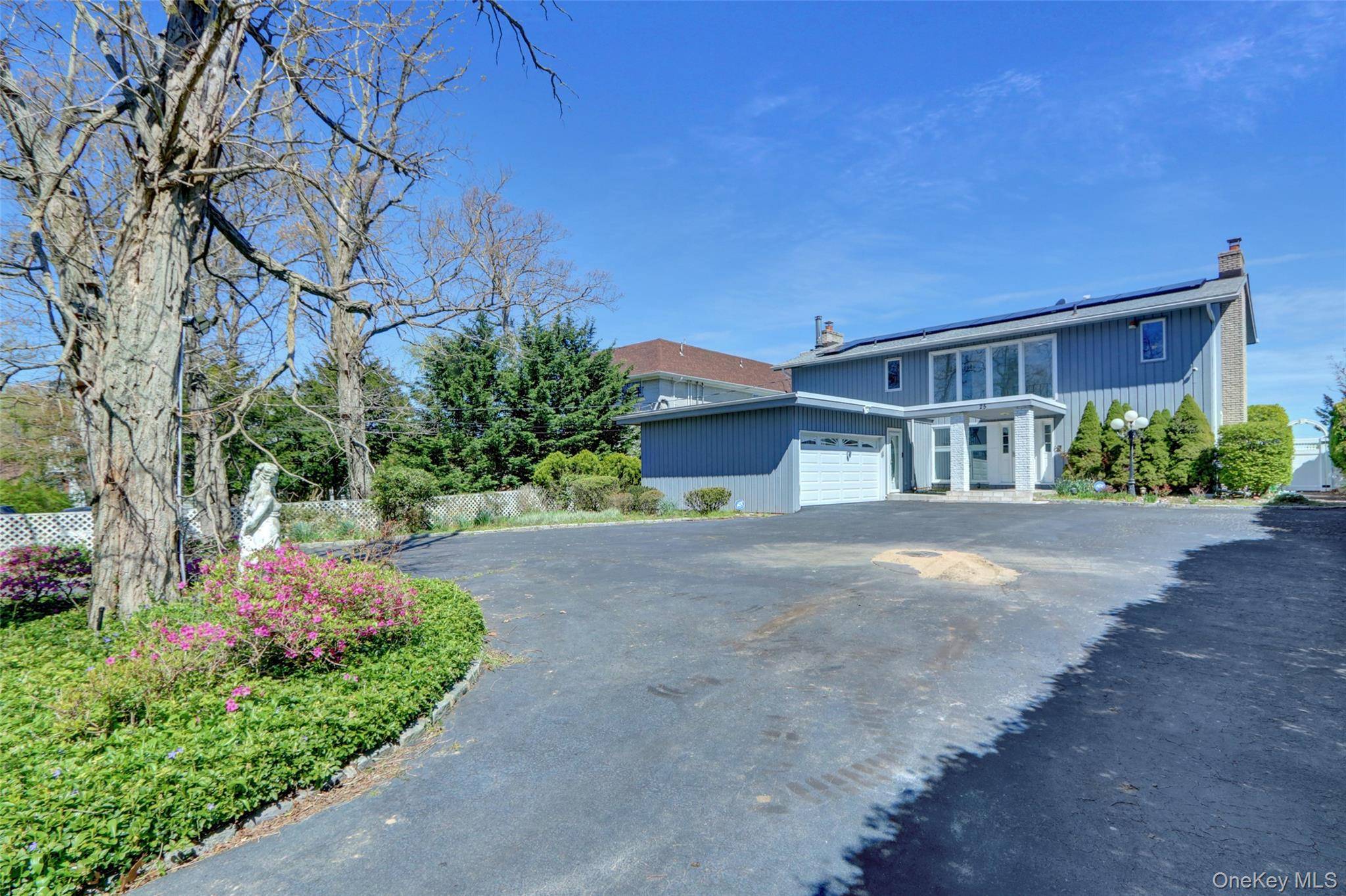 25 Wildwood RD, Rocky Point, NY 11778