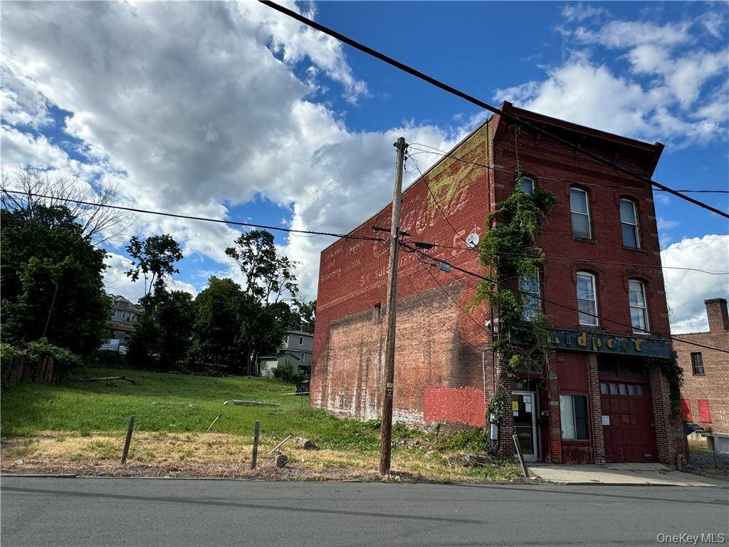 8 Franklin ST #4, Middletown, NY 10940