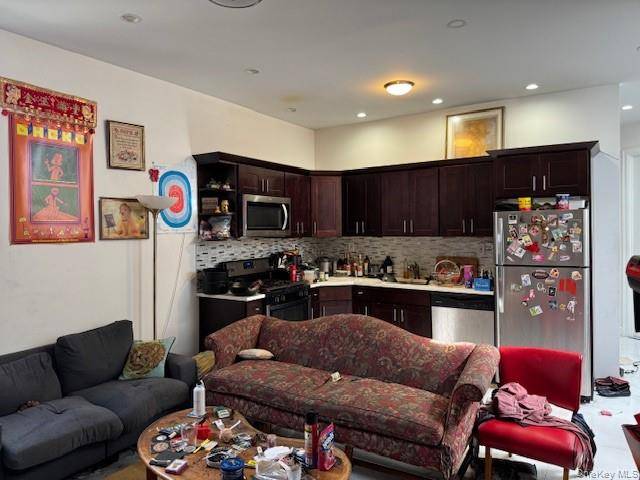 186 Howard AVE, Brooklyn, NY 11233
