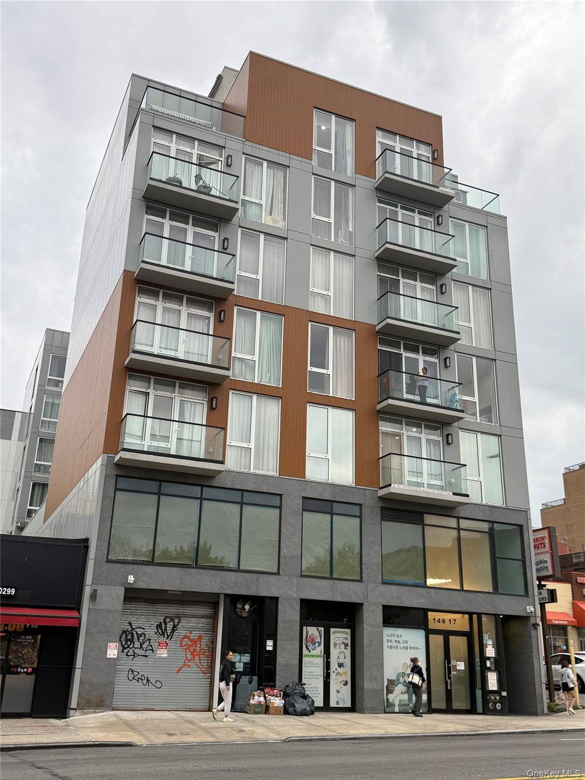 146-17 Northern BLVD #2nd Fl, Flushing, NY 11354