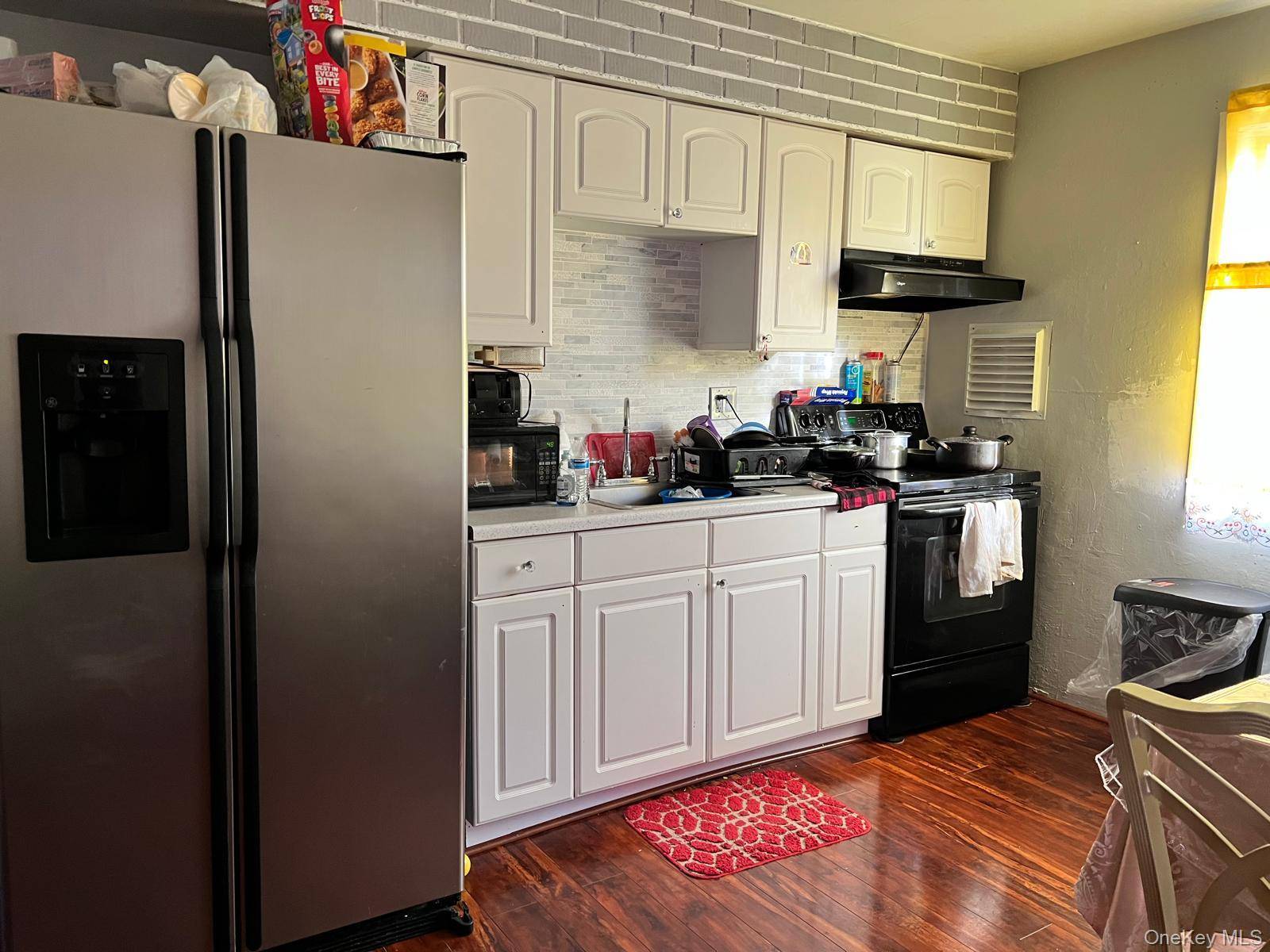 120 Lockwood AVE, Huntington, NY 11746