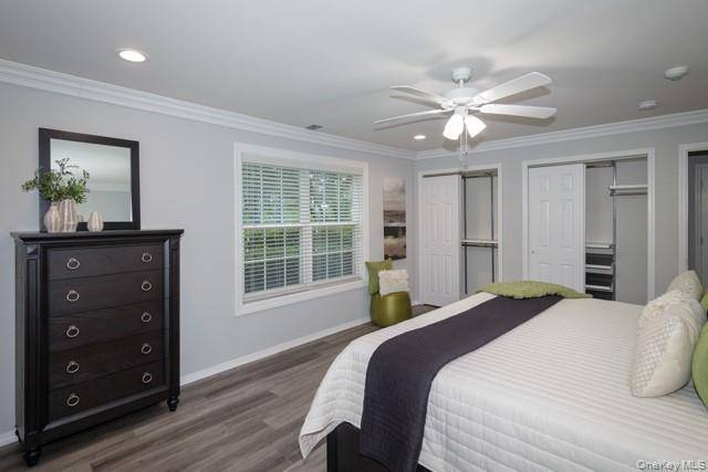 172 Overlook DR #172, Farmingville, NY 11738