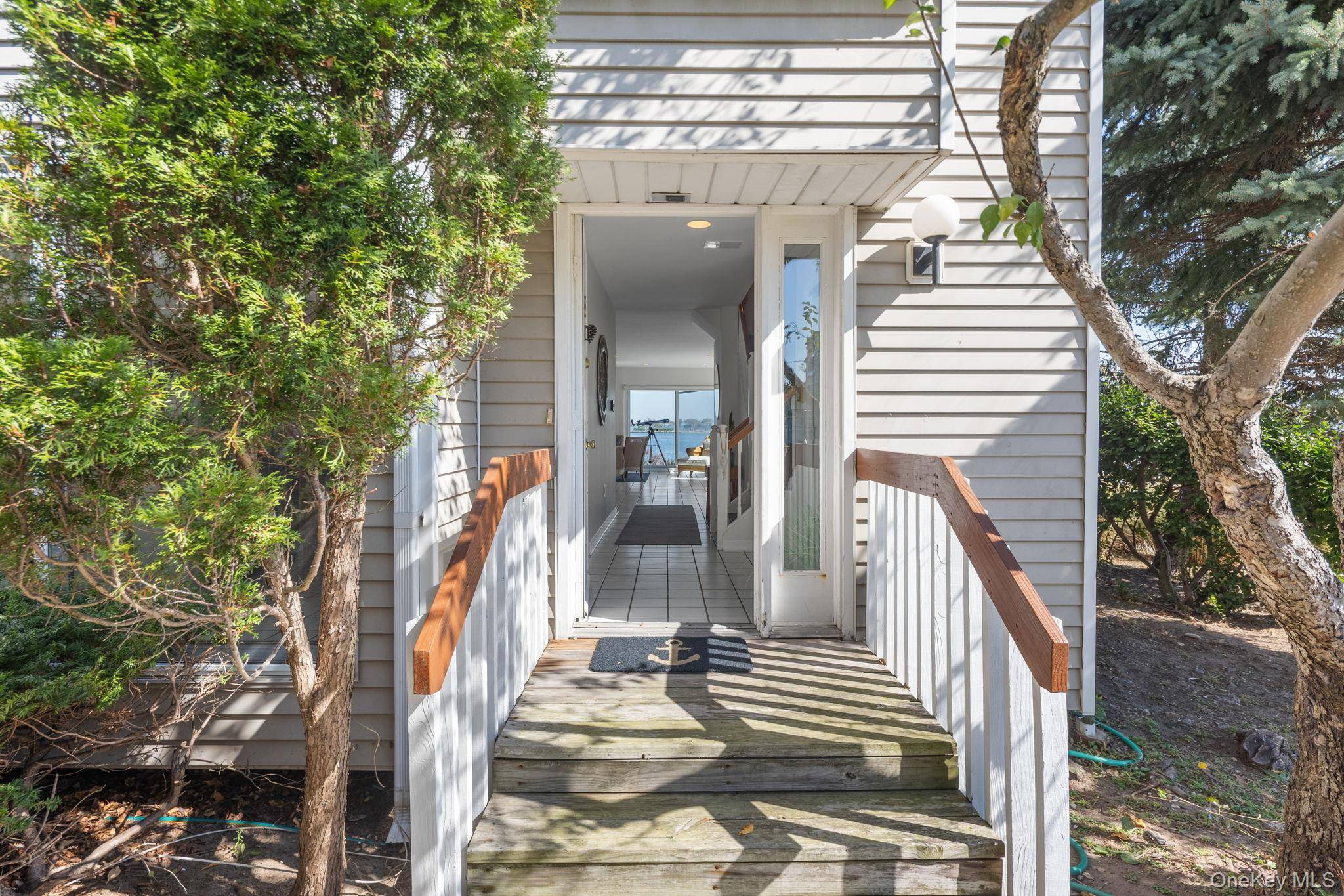 8 Deepwater WAY #63, Bronx, NY 10464