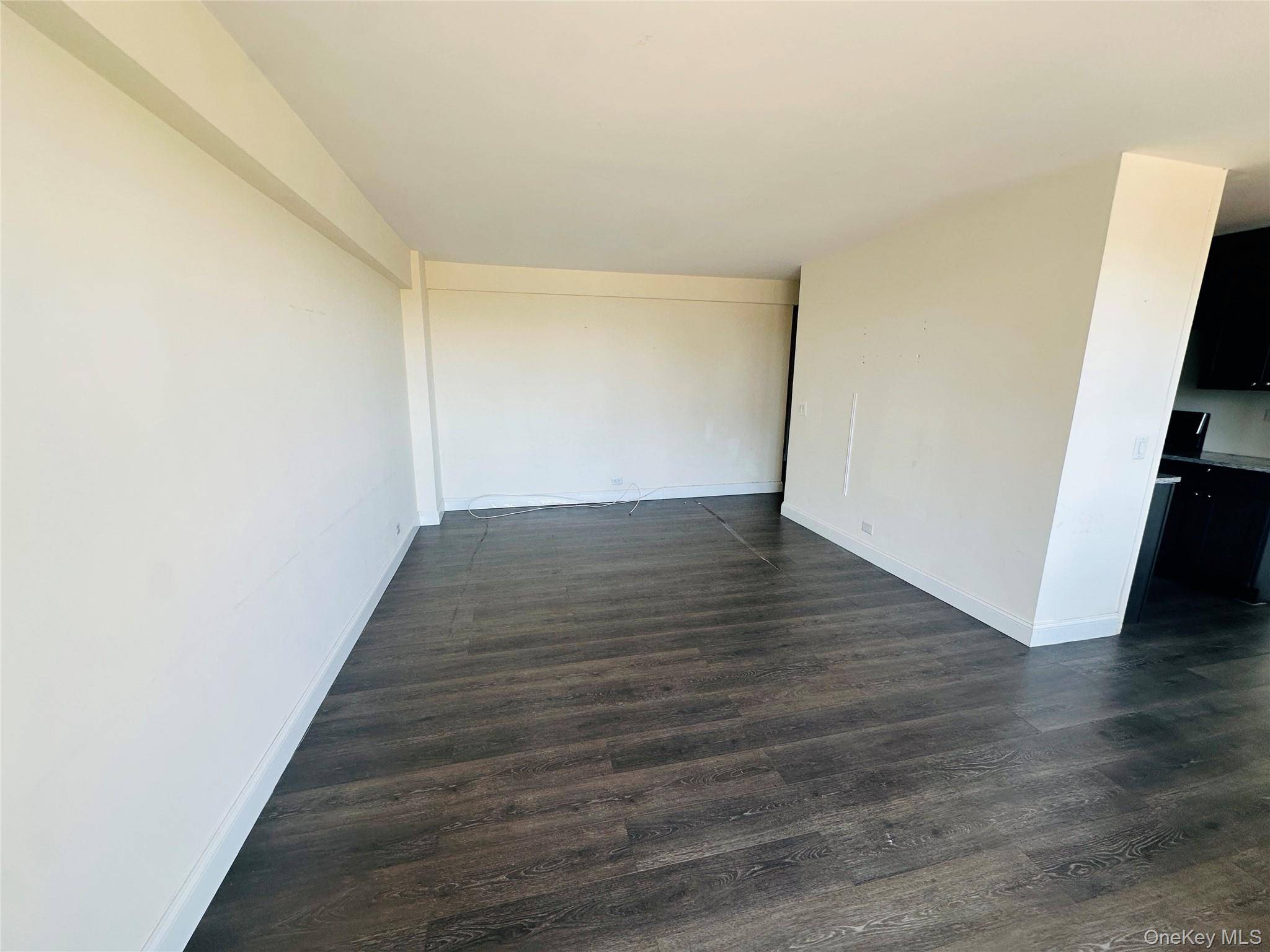 880 Boynton AVE #8M, Bronx, NY 10473