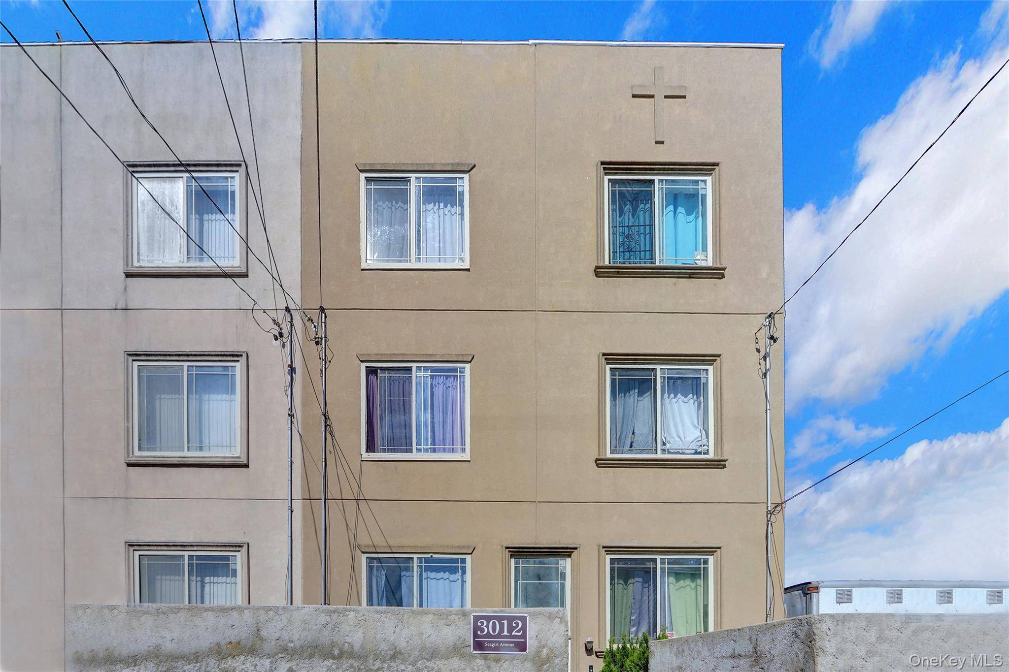 3012 Seagirt AVE, Far Rockaway, NY 11691