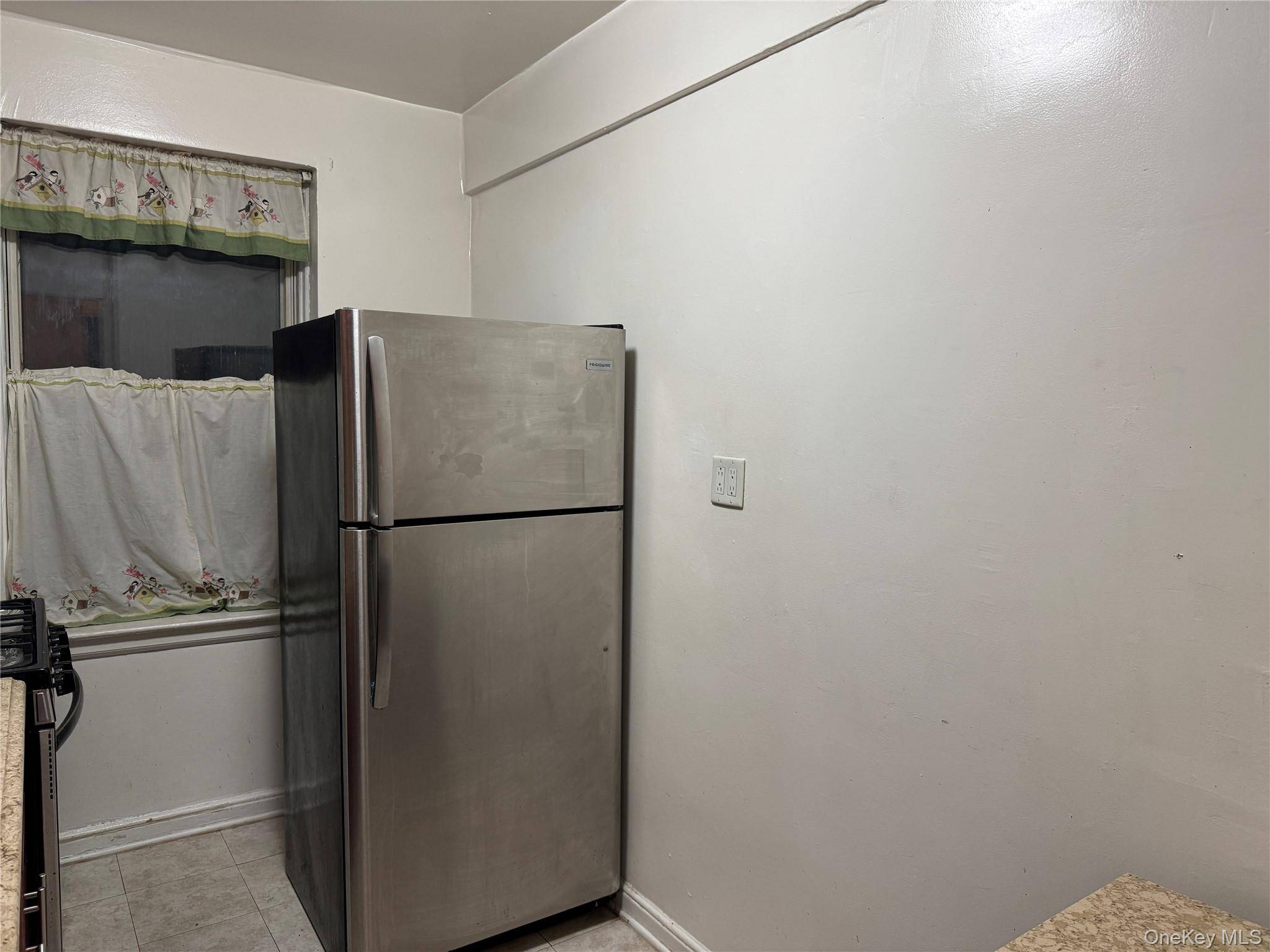 141-17 78 Rd #1O, Kew Garden Hills, NY 11367