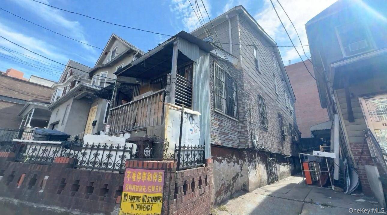 131-56 41st Ave, Flushing, NY 11355
