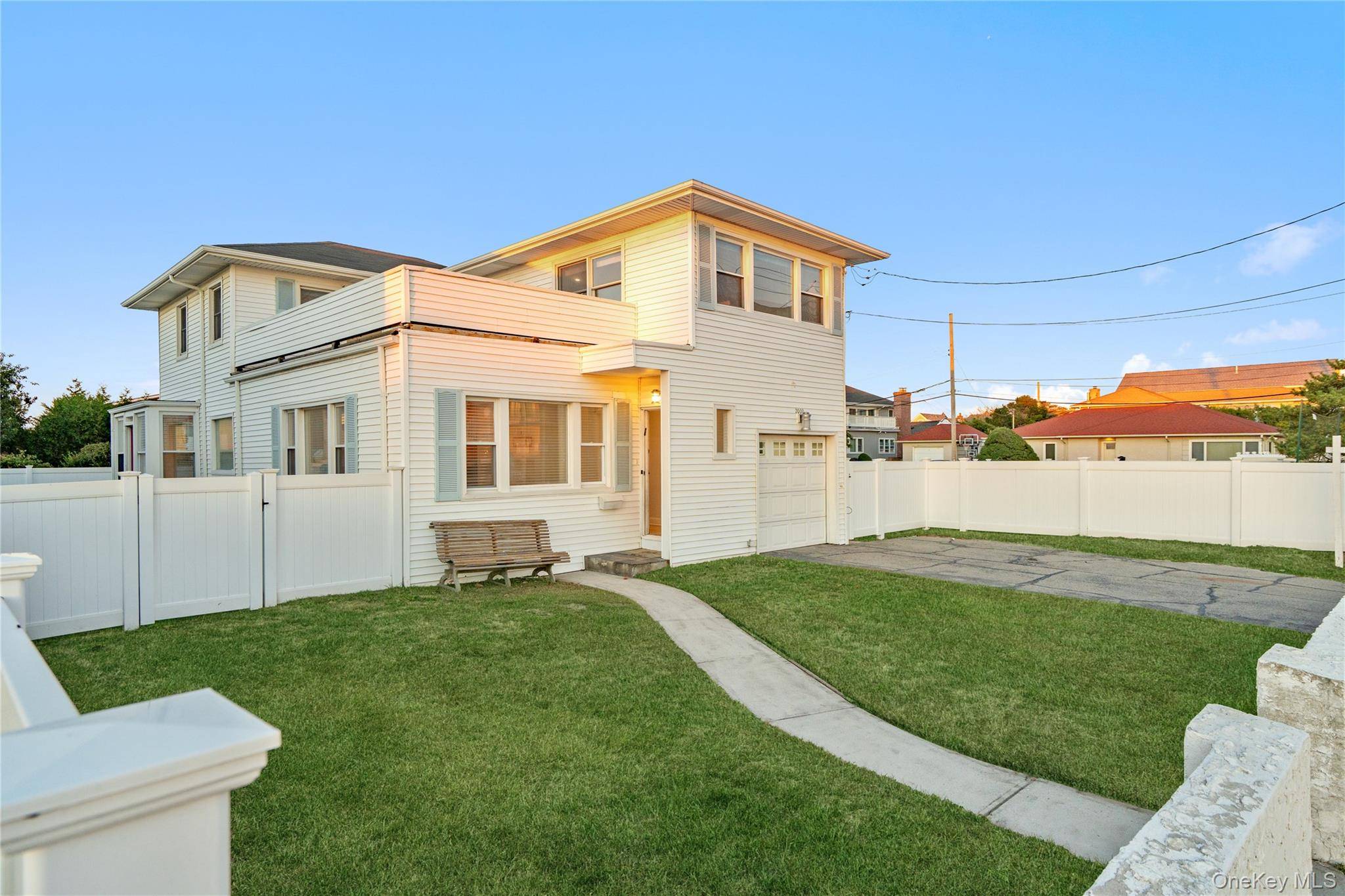 2000 Ocean BLVD, Atlantic Beach, NY 11509