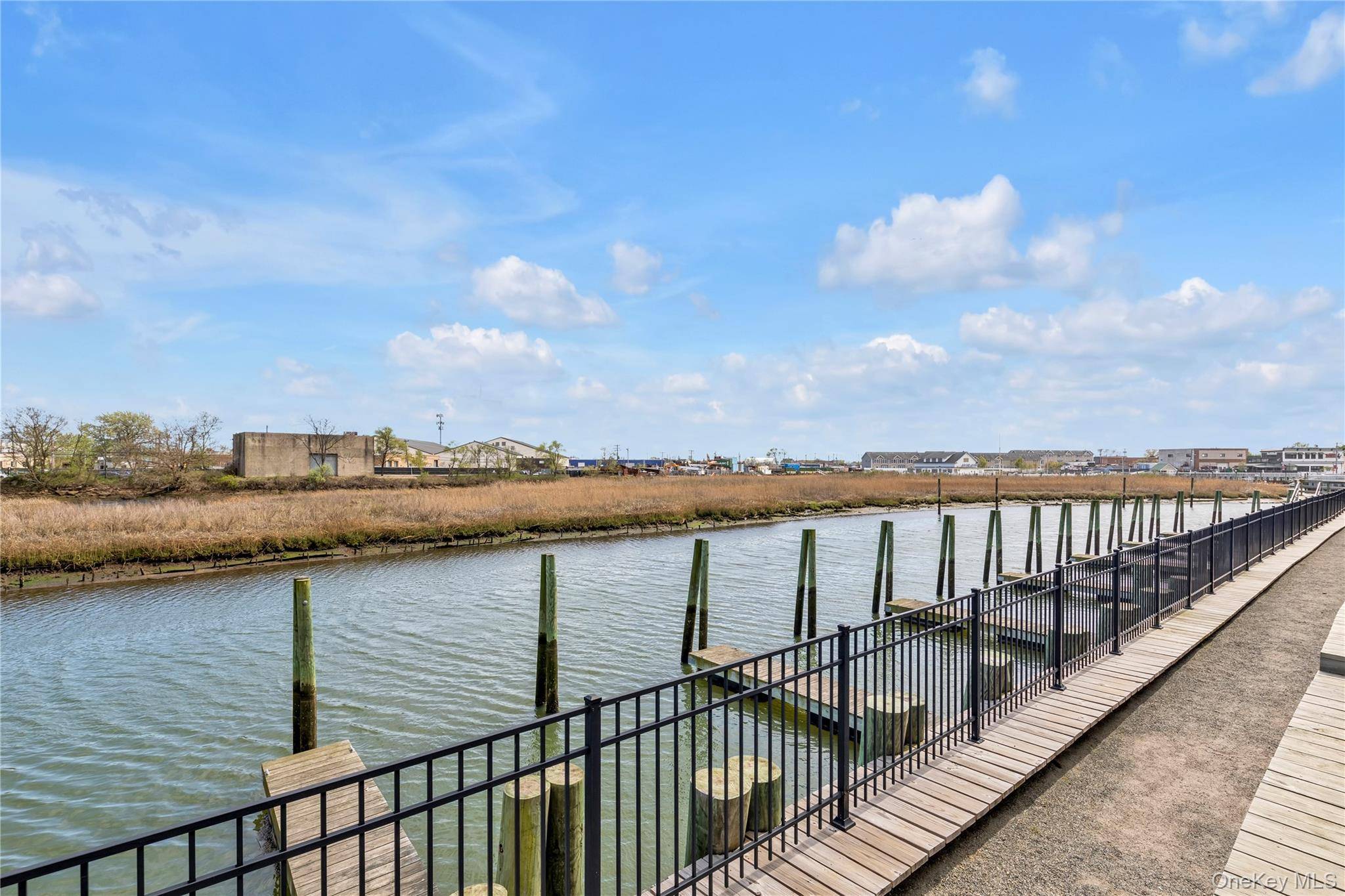 322 Marina Point, East Rockaway, NY 11518