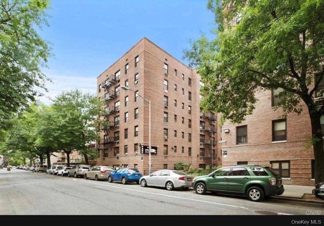 132-35 Sanford AVE #LD, Flushing, NY 11355