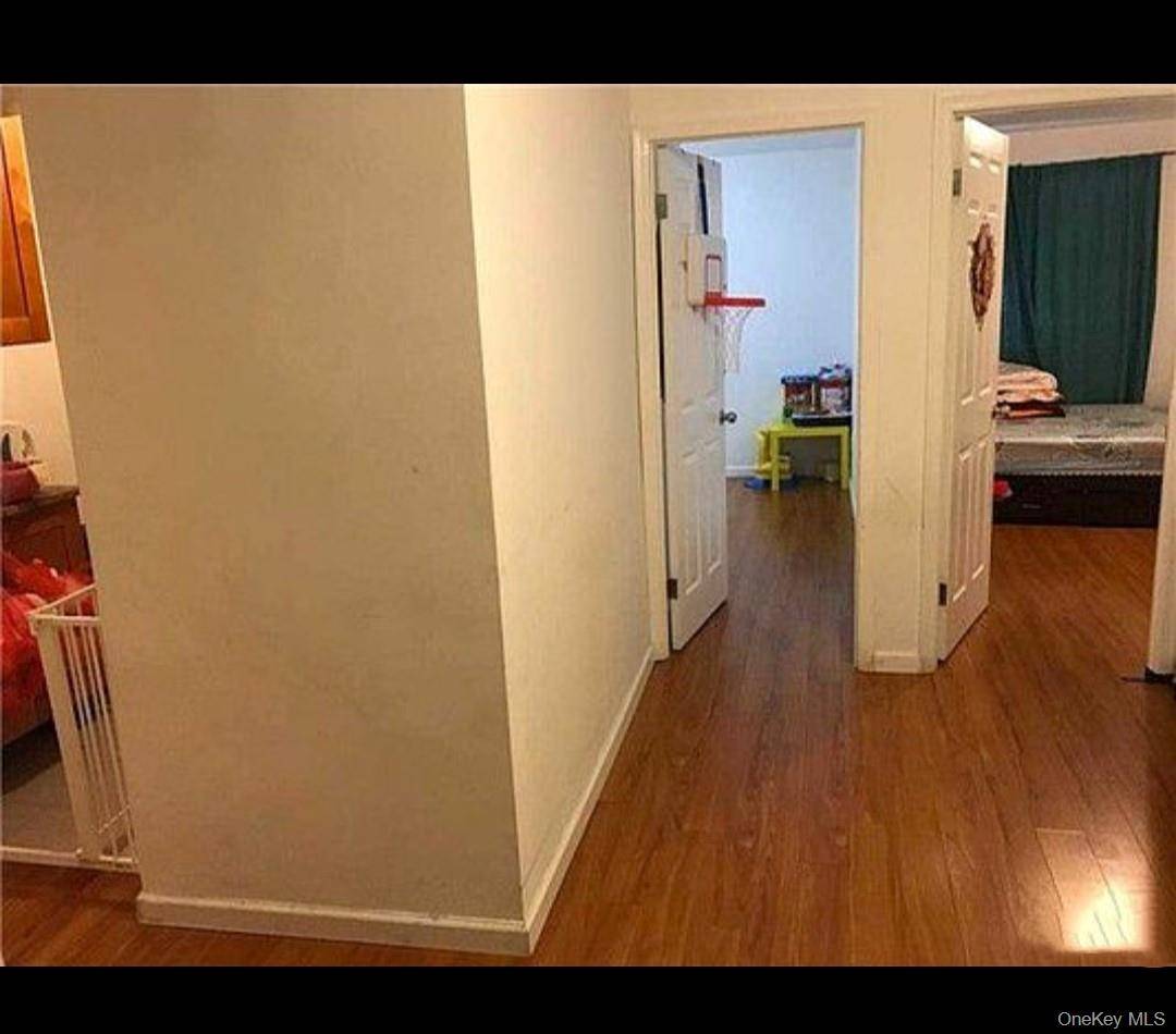 132-35 Sanford AVE #LD, Flushing, NY 11355