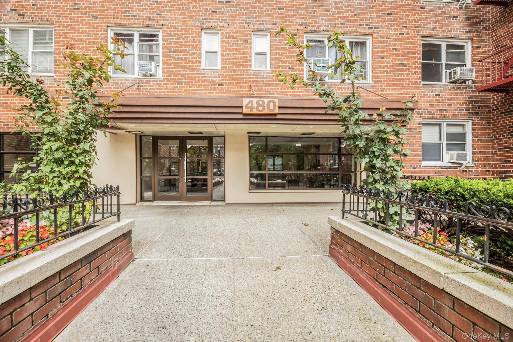 480 Riverdale AVE #7L, Yonkers, NY 10705