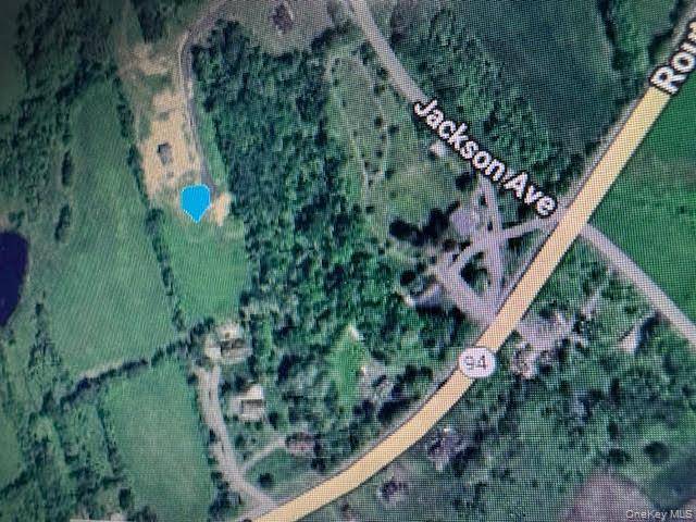 8 Jefferson AVE, New Windsor, NY 12553