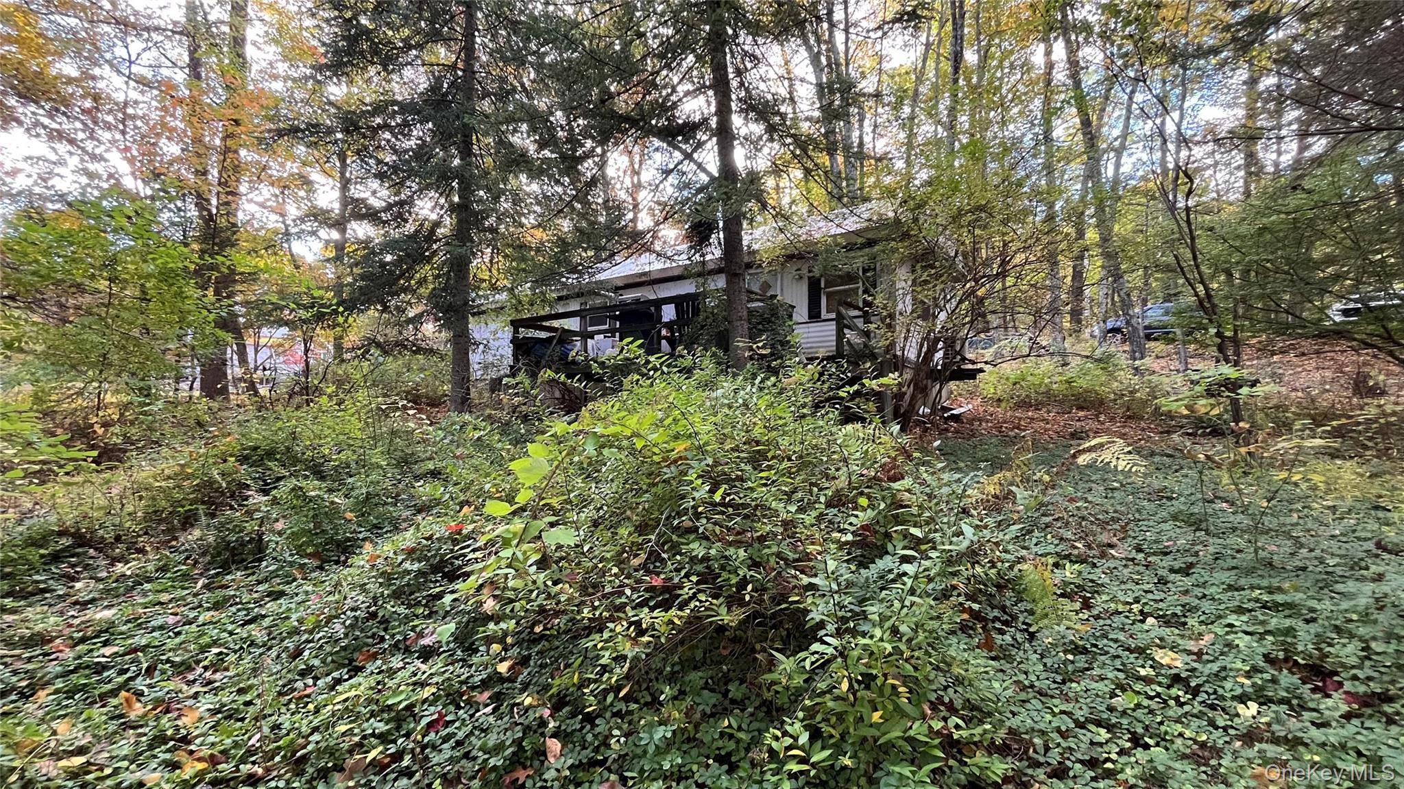 407 Swartekill RD, Highland, NY 12528