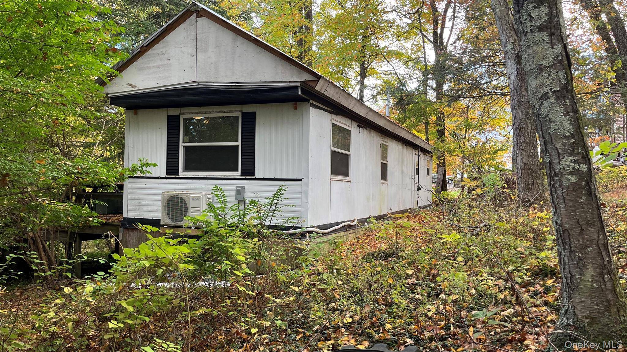 407 Swartekill RD, Highland, NY 12528