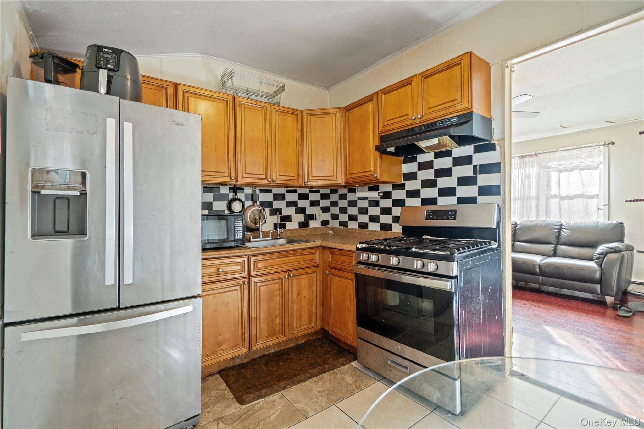 501 Scherger AVE, East Patchogue, NY 11772