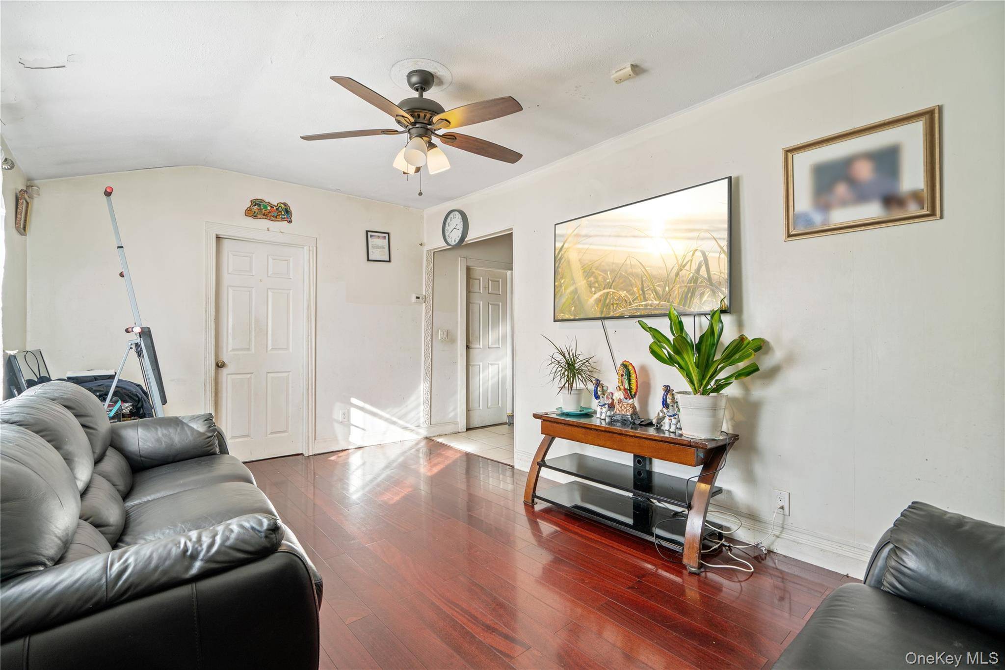 501 Scherger AVE, East Patchogue, NY 11772