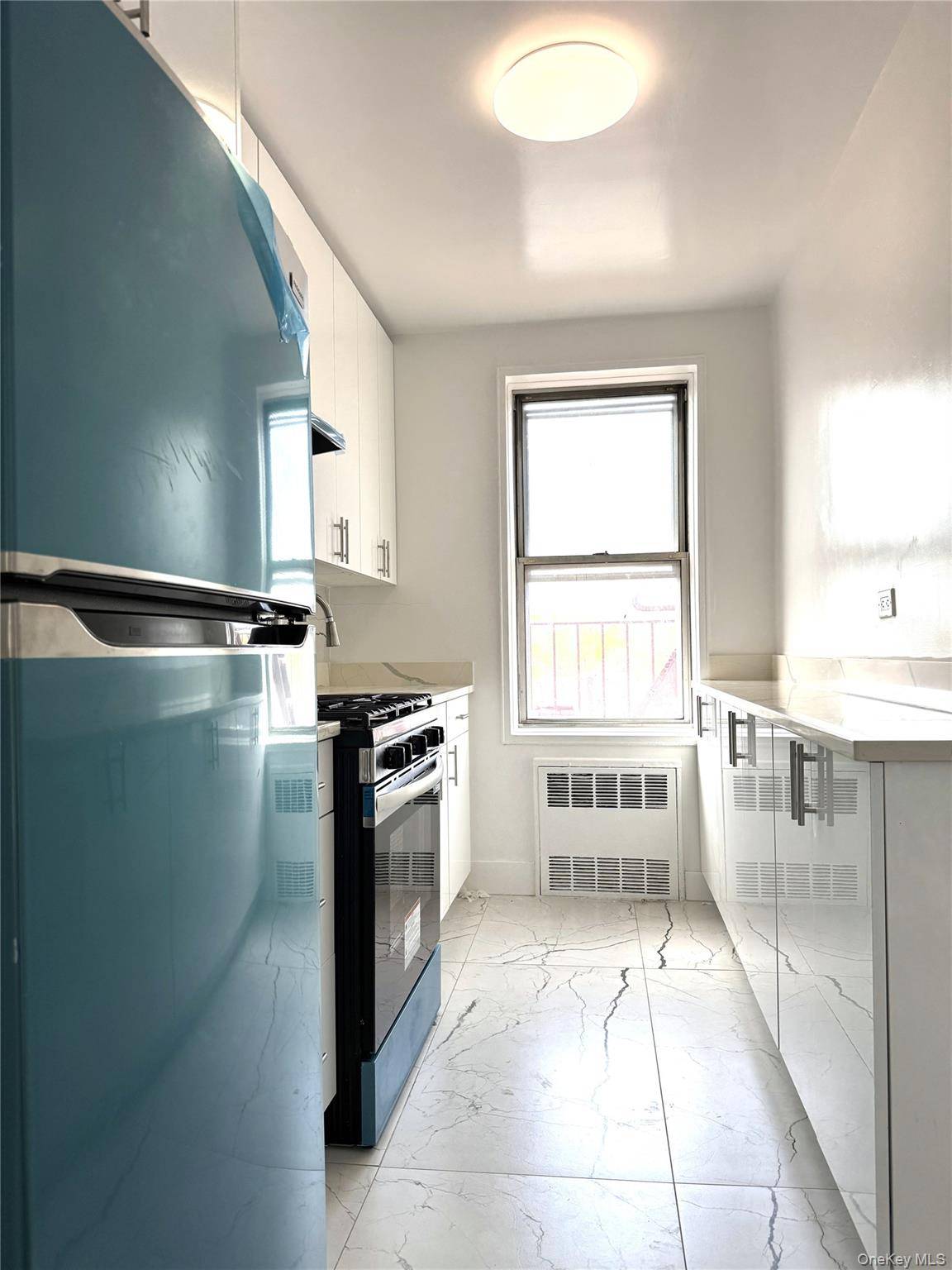 222-89 Braddock Ave #5A, Bellerose, NY 11428