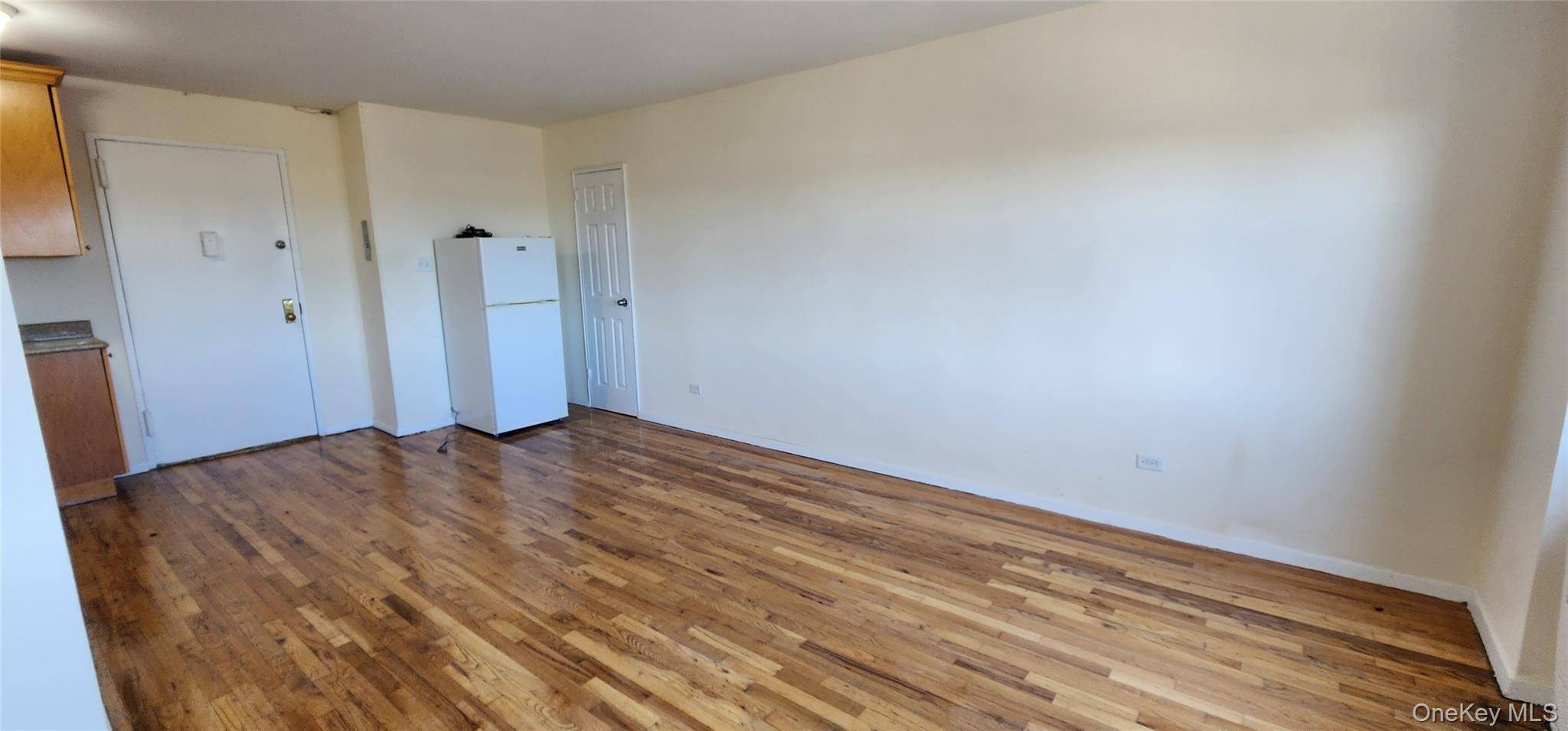 222-89 Braddock Ave #6-D, Bellerose, NY 11428