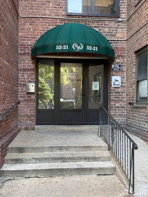52-21 65th PL #6P, Maspeth, NY 11378