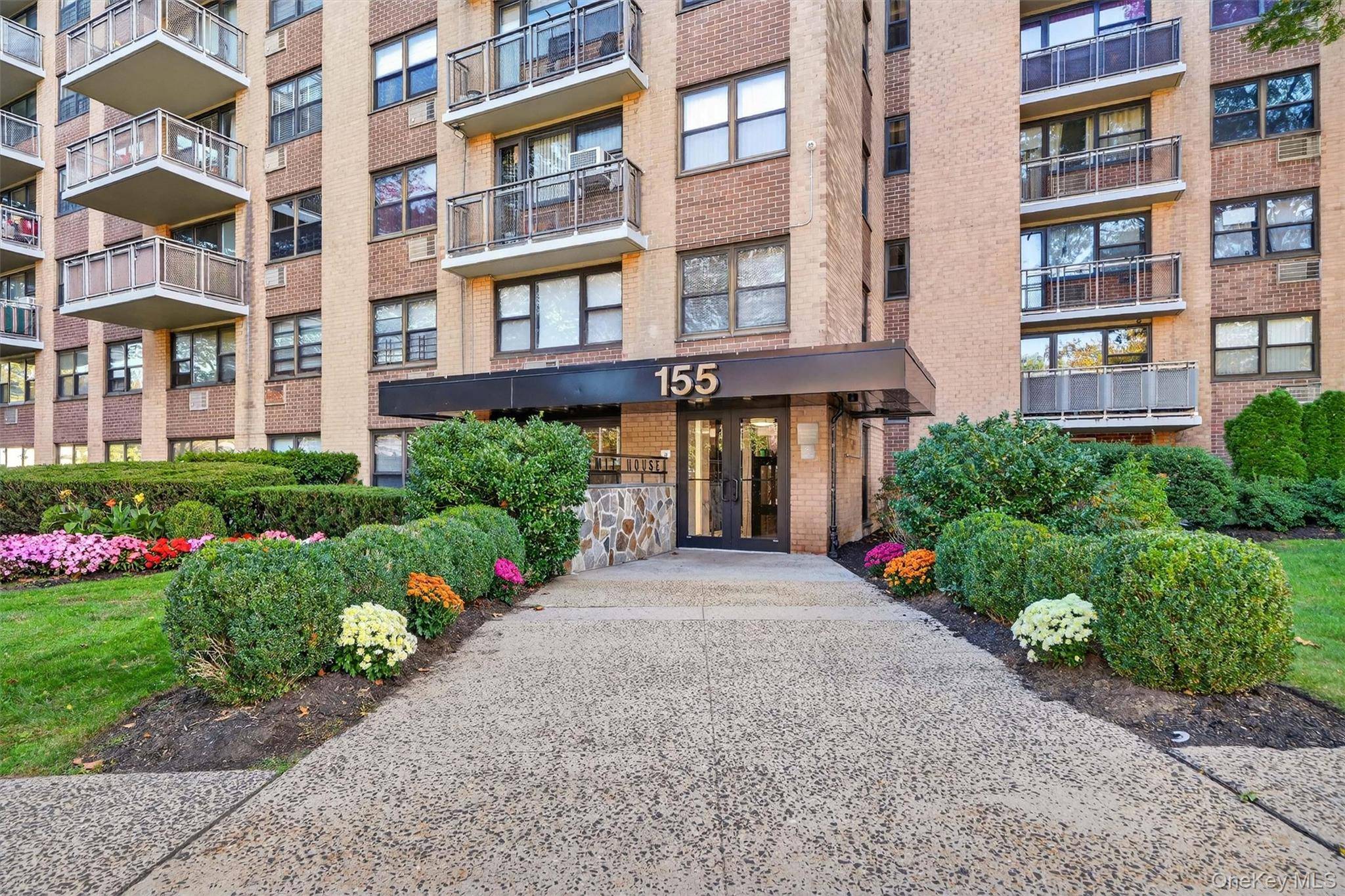 155 Ferris AVE ##12L, White Plains, NY 10603