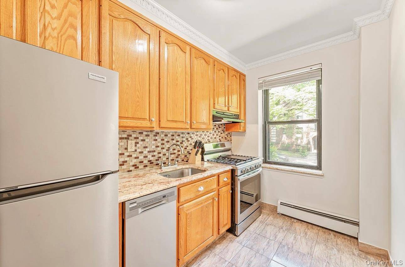 22-28 77th ST #C1, East Elmhurst, NY 11370
