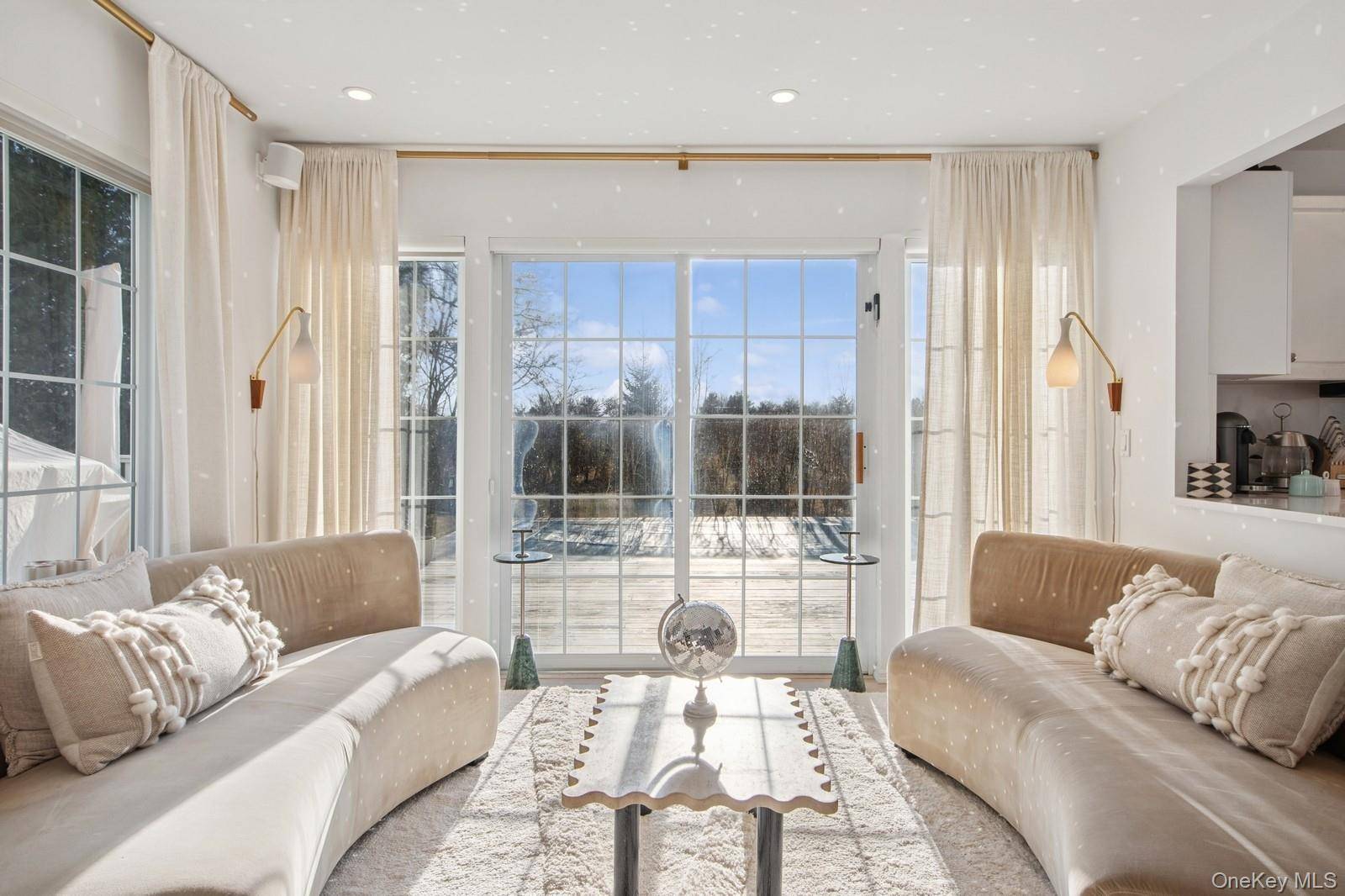 62 Sea Farm LN, Bridgehampton, NY 11932